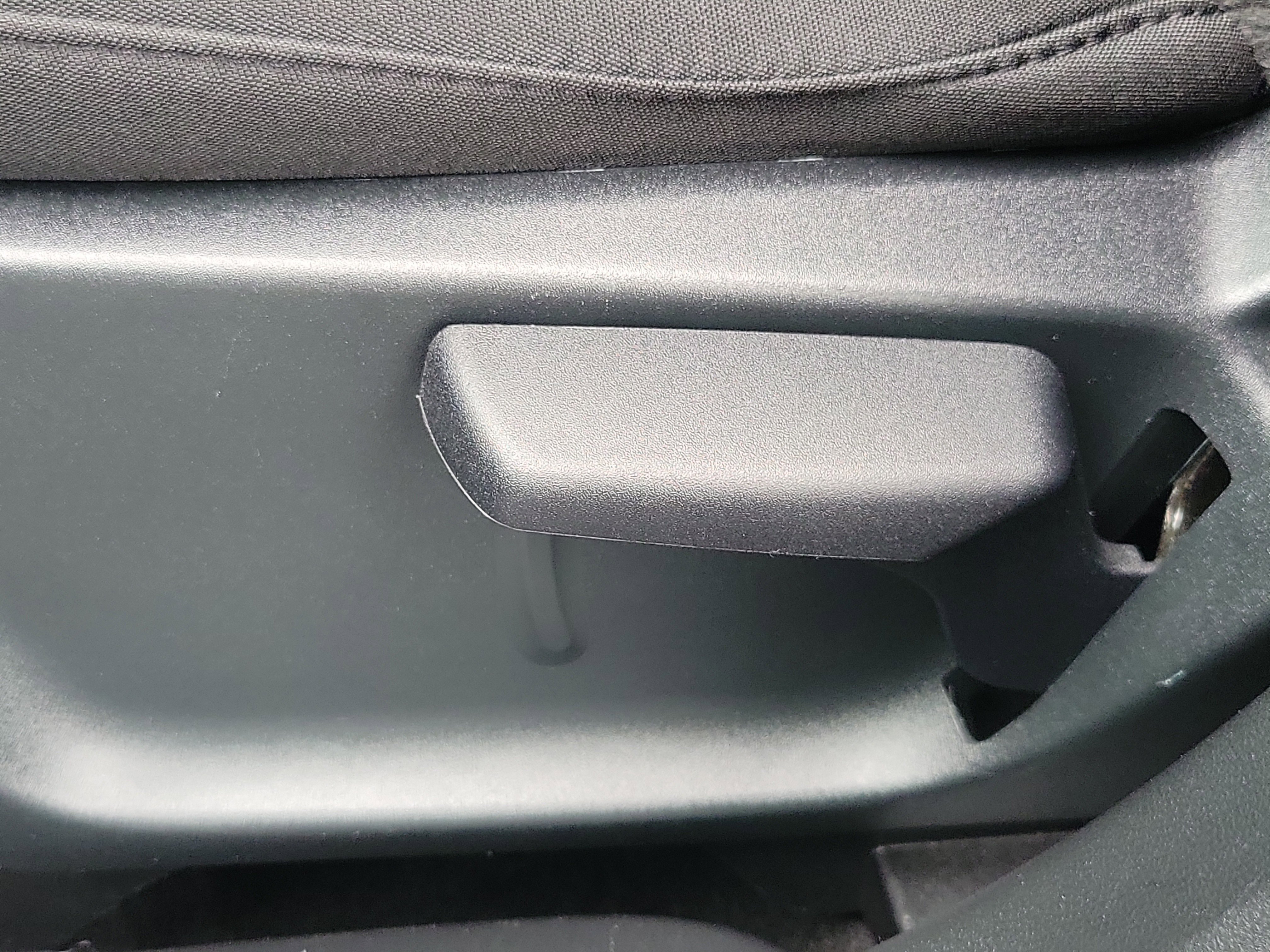 Used 2025 Ford Escape Active FWD image 19