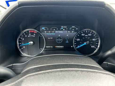 Used 2017 Ford F250 Lariat w/ FX4 Off-Road Package image 12