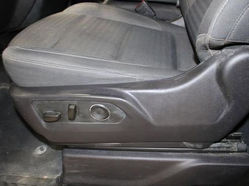 Used 2024 Chevrolet Silverado 2500 Custom w/ Custom Value Package image 19