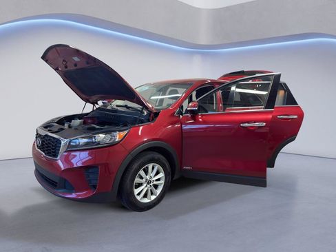 Used 2020 Kia Sorento LX AWD/4WD image 11