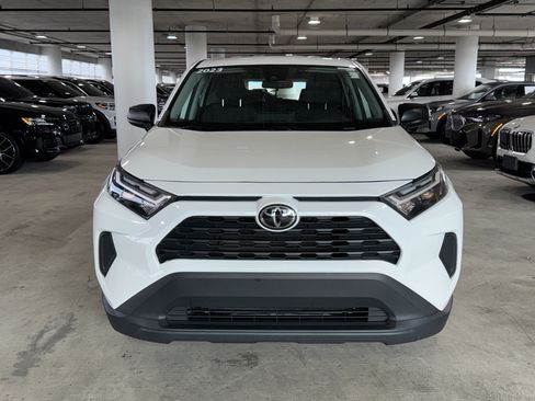 Used 2023 Toyota RAV4 LE FWD image 3
