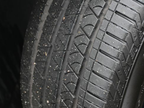 Used 2025 Volvo XC60 B5 Plus image 23