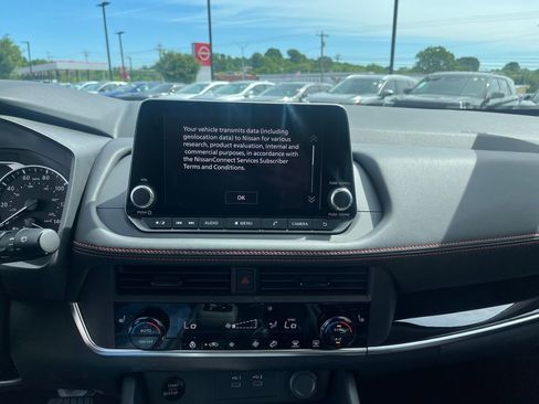 New 2026 Nissan Rogue SV AWD/4WD image 16