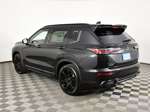 New 2026 Mitsubishi Outlander SEL Black Edition AWD/4WD image 8