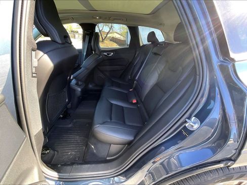 New 2025 Volvo XC60 B5 Core w/ Protection Package Premier image 12