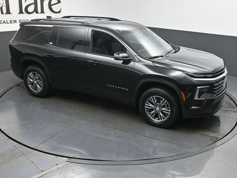 New 2026 Chevrolet Traverse LT FWD image 17