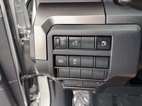 Certified 2025 Toyota 4Runner SR5 image 25