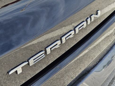 New 2026 GMC Terrain AT4 w/ Technology Package II AWD/4WD image 8