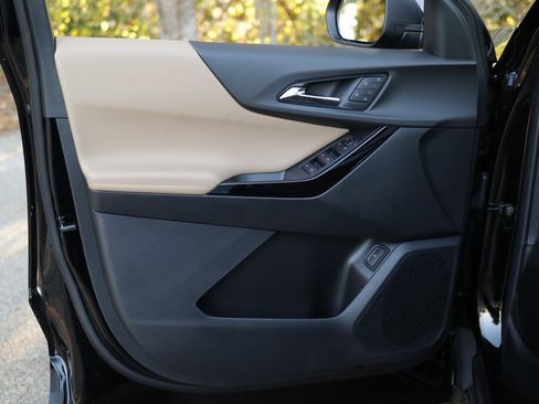 New 2026 Chevrolet Equinox ACTIV w/ Convenience Package III image 29