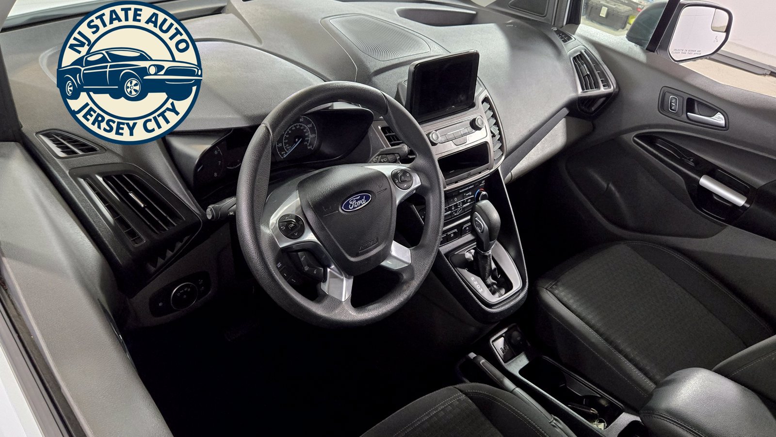 Used 2023 Ford Transit Connect XLT FWD image 10