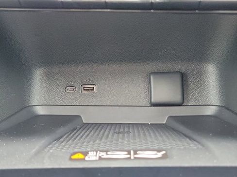 New 2026 Chevrolet Traverse LT w/ Enhanced Driving Package image 32