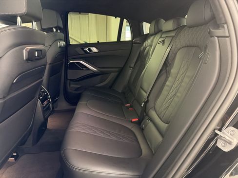 Used 2025 BMW X6 xDrive40i w/ Executive Package AWD/4WD image 24