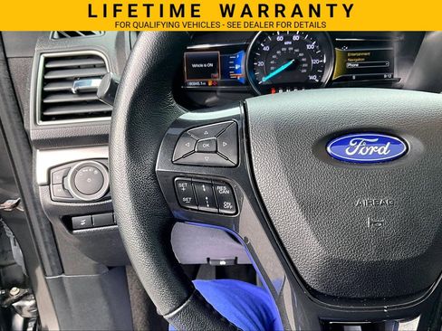 Used 2018 Ford Explorer XLT AWD/4WD image 24