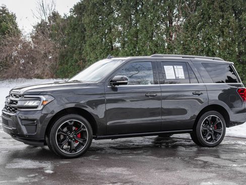 Certified 2022 Ford Expedition Limited image 8