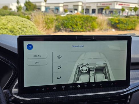 Used 2024 Ford Escape ST-Line w/ Tech Pack #1 image 32