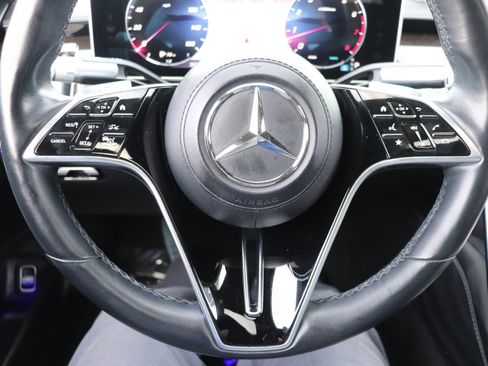 Used 2022 Mercedes-Benz S 580 4MATIC Sedan image 43