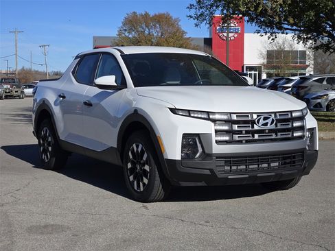 New 2026 Hyundai Santa Cruz SE image 3