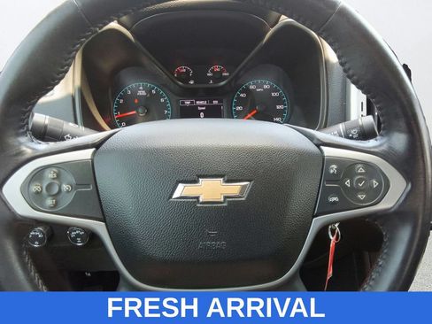 Used 2022 Chevrolet Colorado LT AWD/4WD image 22
