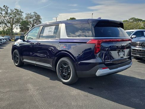 New 2026 Kia Carnival image 6