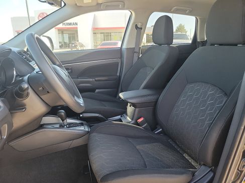 Used 2024 Mitsubishi Outlander Sport ES image 12