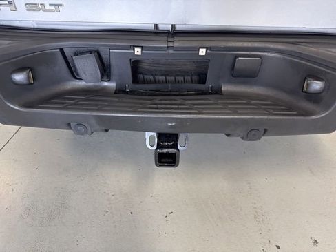 Used 2012 GMC Sierra 1500 SLT w/ SLT Convenience Package AWD/4WD image 11