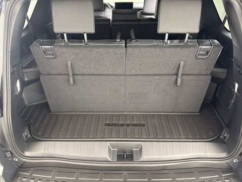 New 2026 Toyota 4Runner Limited AWD/4WD image 19
