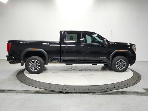 Used 2022 GMC Sierra 2500 AT4 w/ AT4 Preferred Package image 8