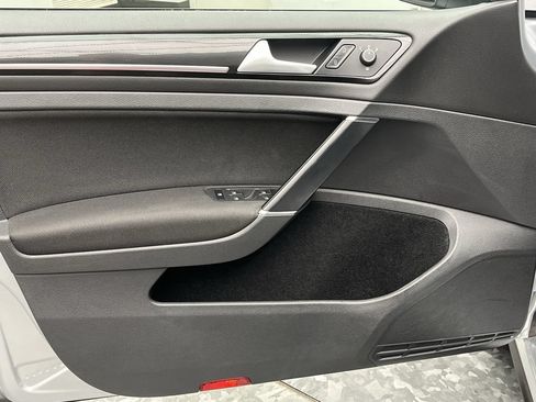 Used 2017 Volkswagen GTI S FWD image 6