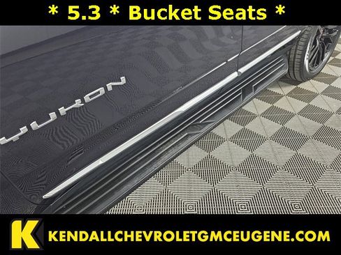 Used 2023 GMC Yukon SLT image 9