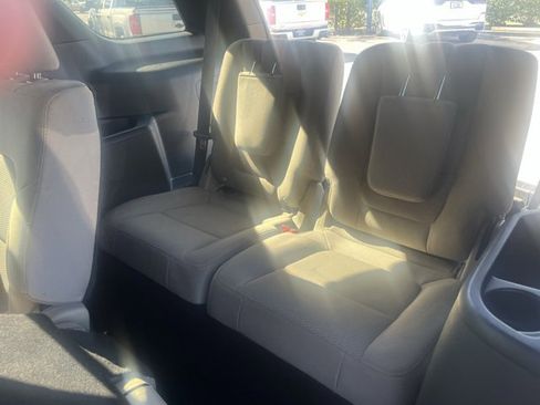 Used 2018 Ford Explorer XLT w/ Equipment Group 201A image 28