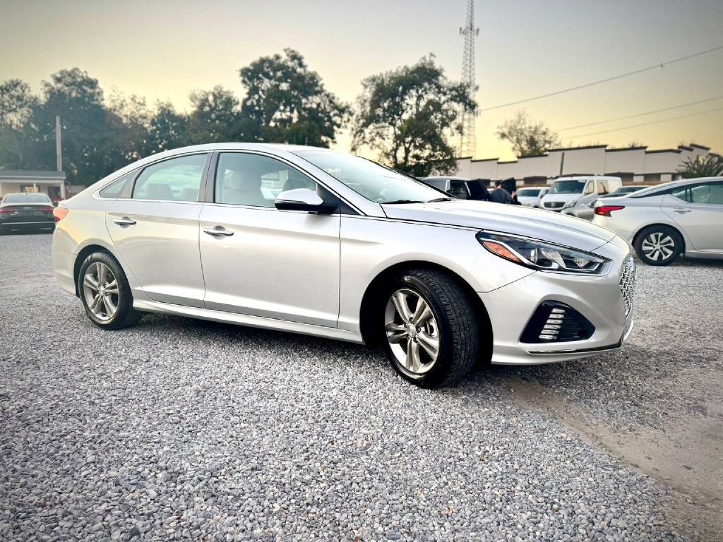 Used 2018 Hyundai Sonata SEL w/ Tech Package 02 FWD image 5