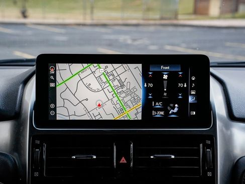 Used 2023 Lexus GX 460 Premium image 12