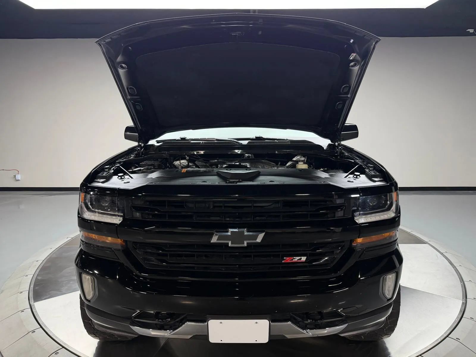 Used 2017 Chevrolet Silverado 1500 LT w/ Texas Edition AWD/4WD image 12