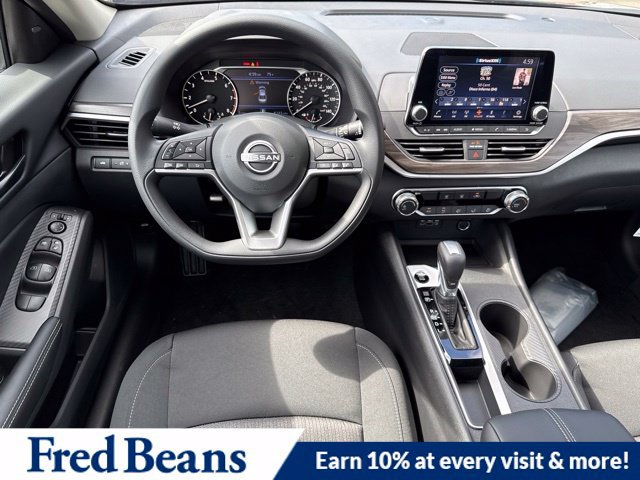 New 2026 Nissan Altima 2.5 SV FWD image 19