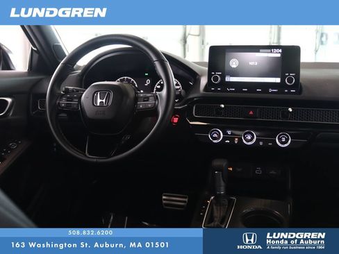 Used 2024 Honda Civic Sport image 5