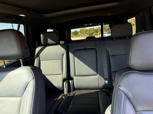 Used 2023 Chevrolet Tahoe Z71 w/ Off-Road Capability Package image 23