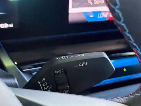 Certified 2025 BMW i5 M60 image 34