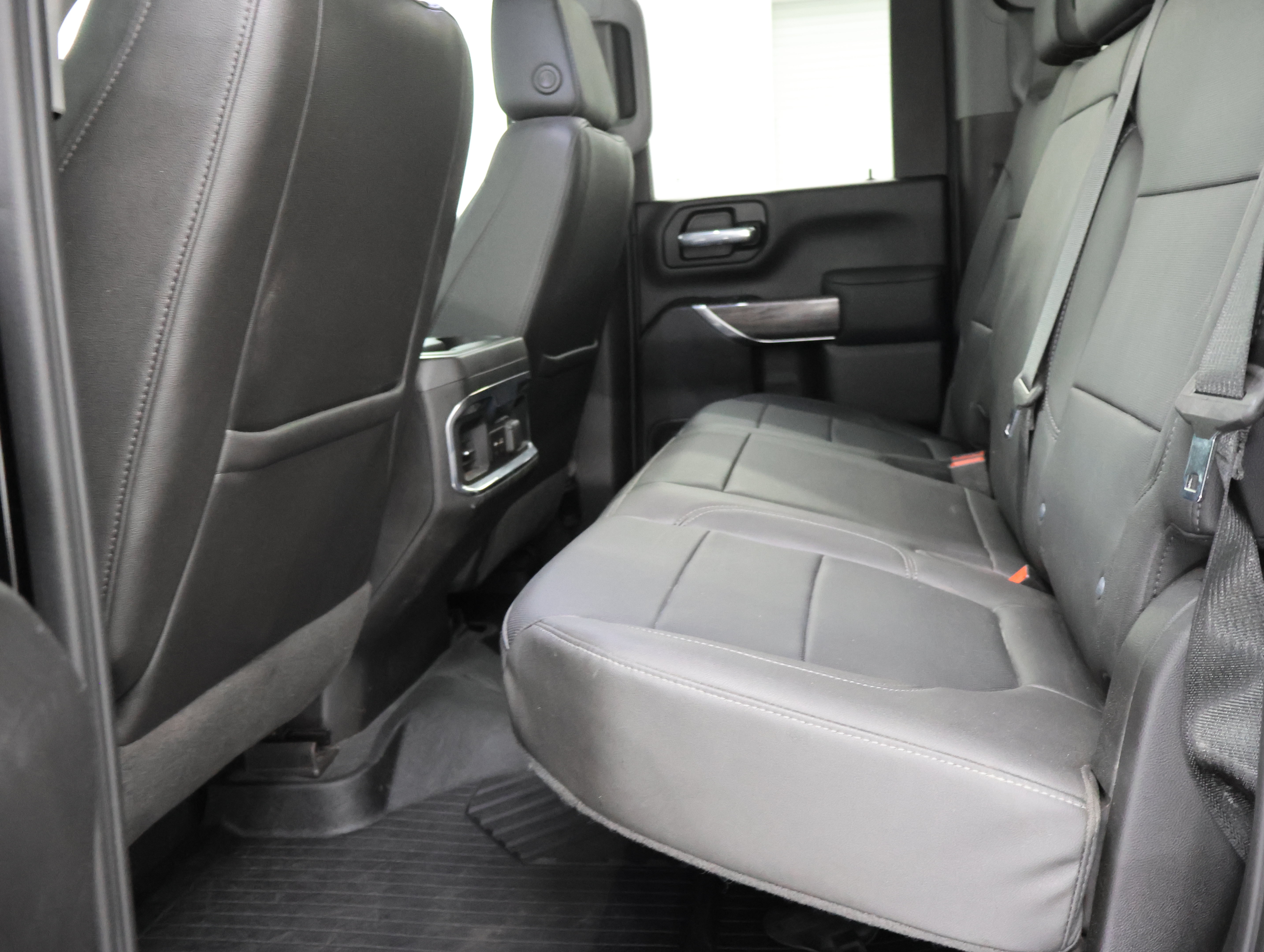 Used 2022 Chevrolet Silverado 2500 LTZ AWD/4WD image 37