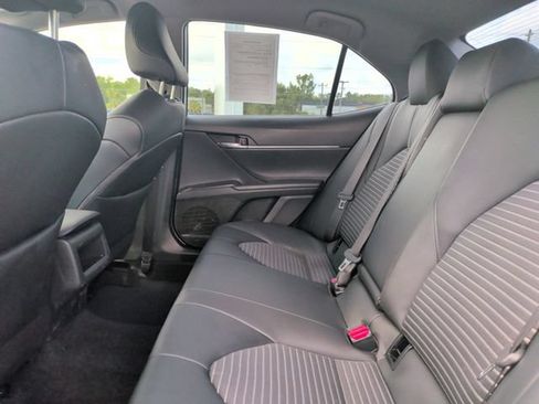 Used 2024 Toyota Camry SE w/ Convenience Package FWD image 31
