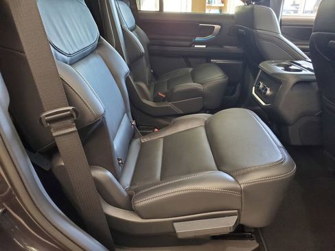 New 2025 Ford Expedition Platinum w/ Stealth Performance Package image 25