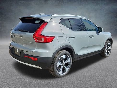 New 2025 Volvo XC40 B5 Core w/ Protection Package Premier image 3