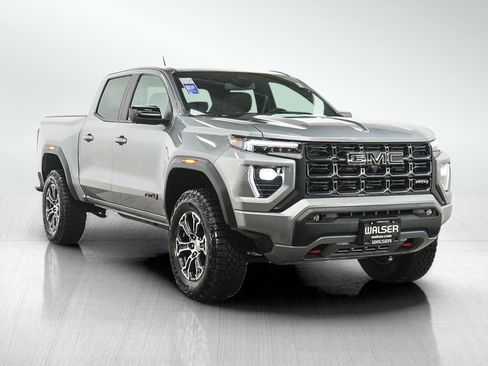 Used 2023 GMC Canyon AT4 w/ AT4 Premium Package AWD/4WD image 7