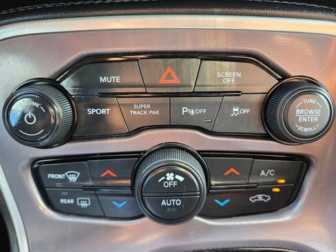 Used 2022 Dodge Challenger GT RWD image 30