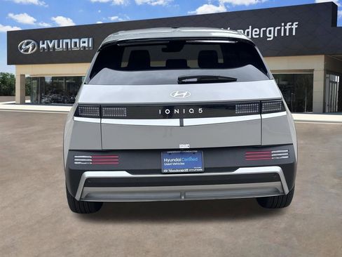 Certified 2026 Hyundai Ioniq 5 SEL RWD image 11