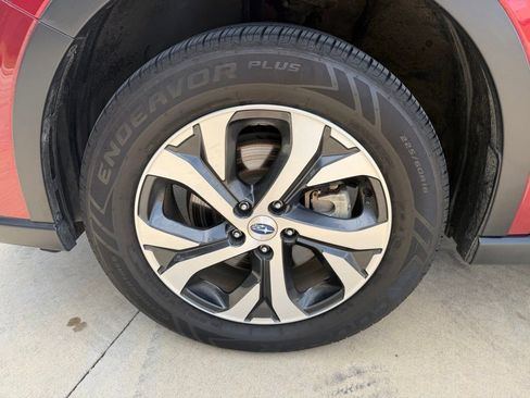 Used 2021 Subaru Outback Limited AWD/4WD image 9