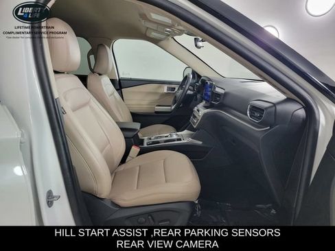 Certified 2023 Ford Explorer XLT w/ Equipment Group 202A AWD/4WD image 19