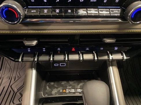 New 2026 Chevrolet Colorado ZR2 w/ Technology Package image 22