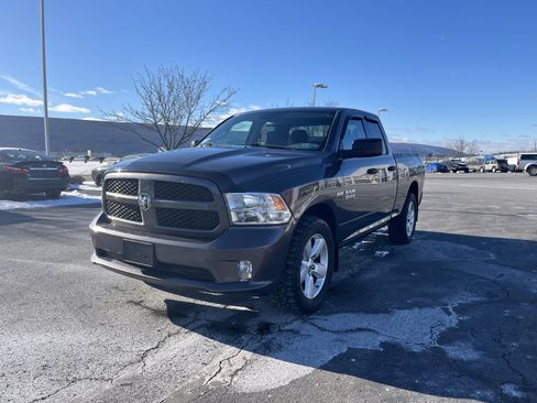 Used 2015 RAM 1500 Express image 8