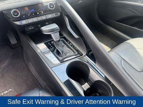 Used 2023 Hyundai Elantra Limited w/ Cargo Package FWD image 14