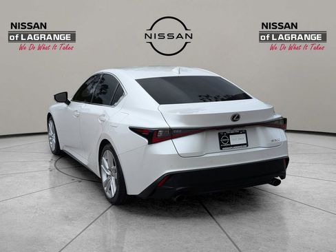 Used 2023 Lexus IS 300 w/ Comfort Package RWD image 7
